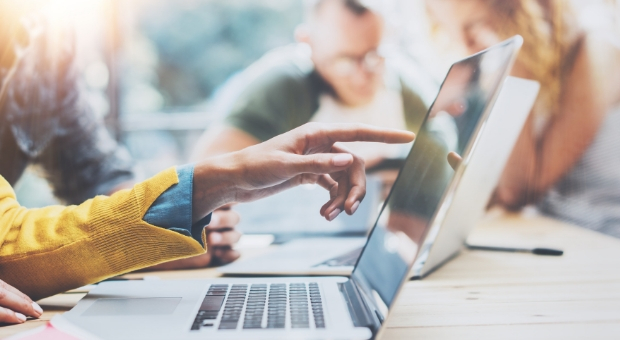 Foghlaim ar L&iacute;ne